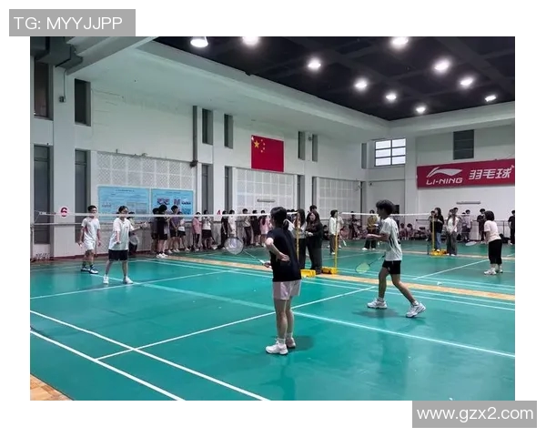成都羽毛球队实力变革引发热议全新战术与训练模式的探索与实践
